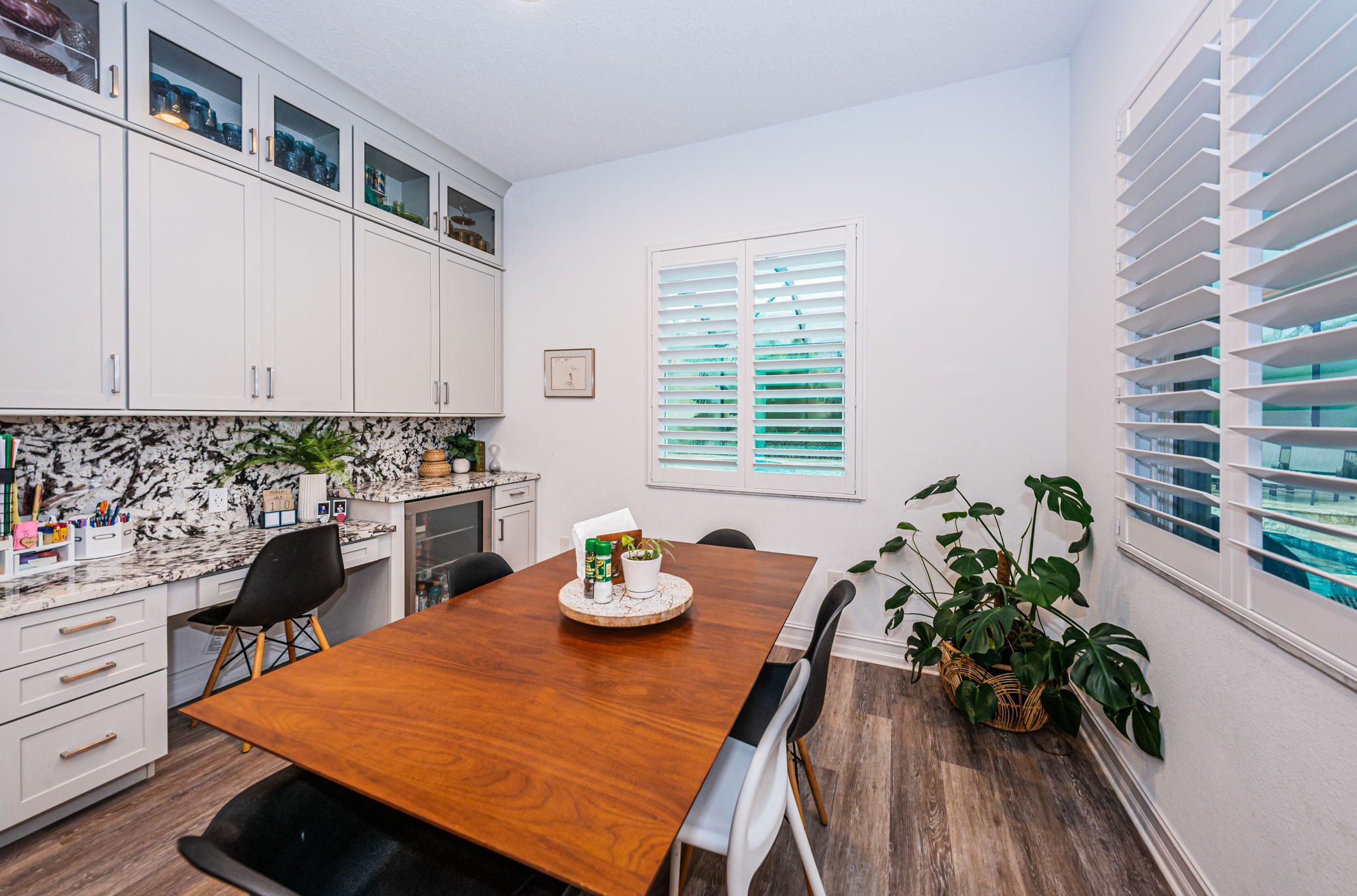 Dining Room1-4