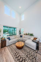 Family Room2-2