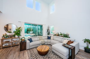 Family Room1-2