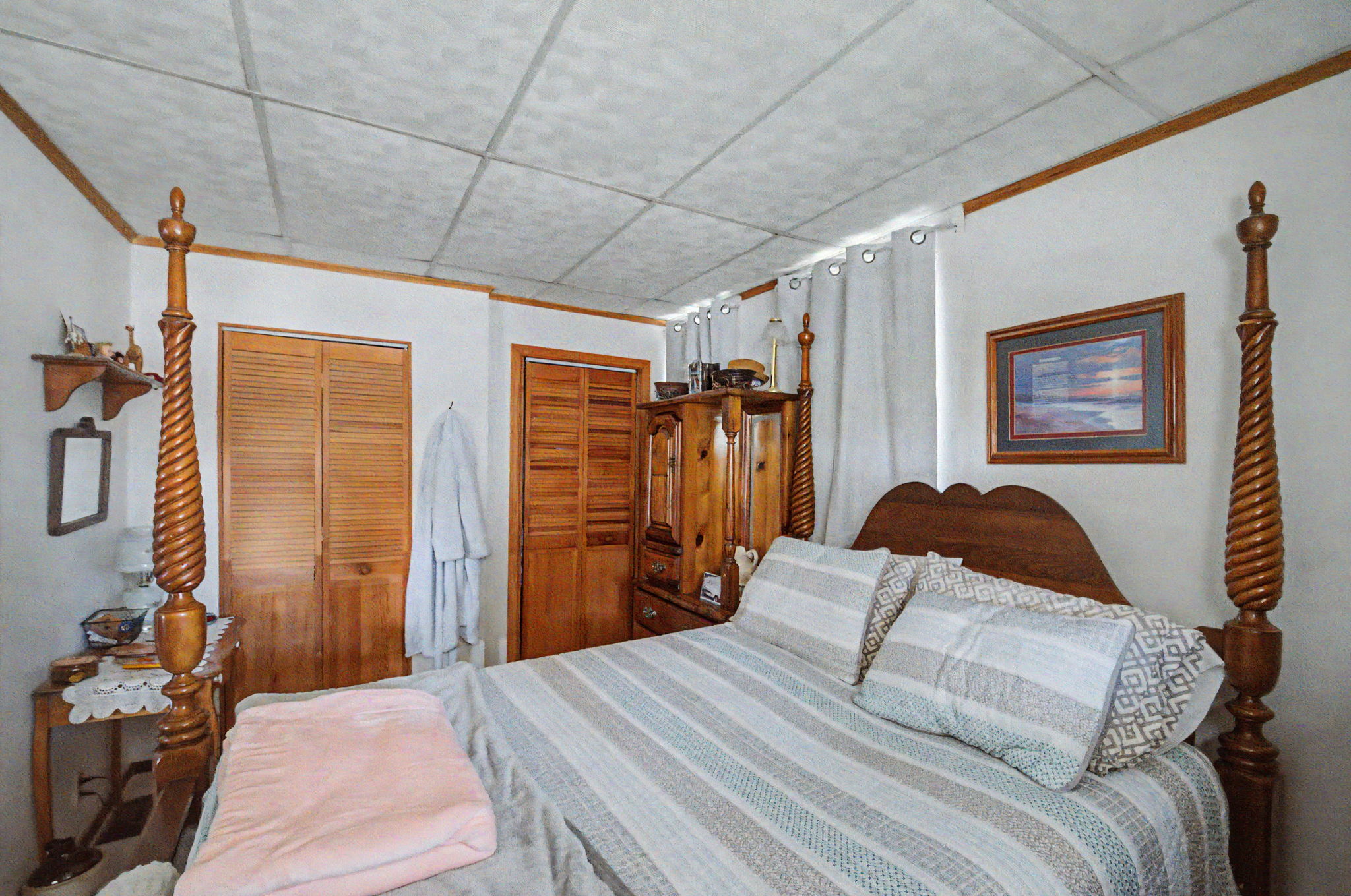  Photo 8