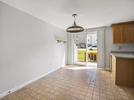 1431 Pawtucket Blvd 20, Lowell, MA 11