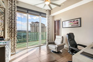 Bedroom/Office