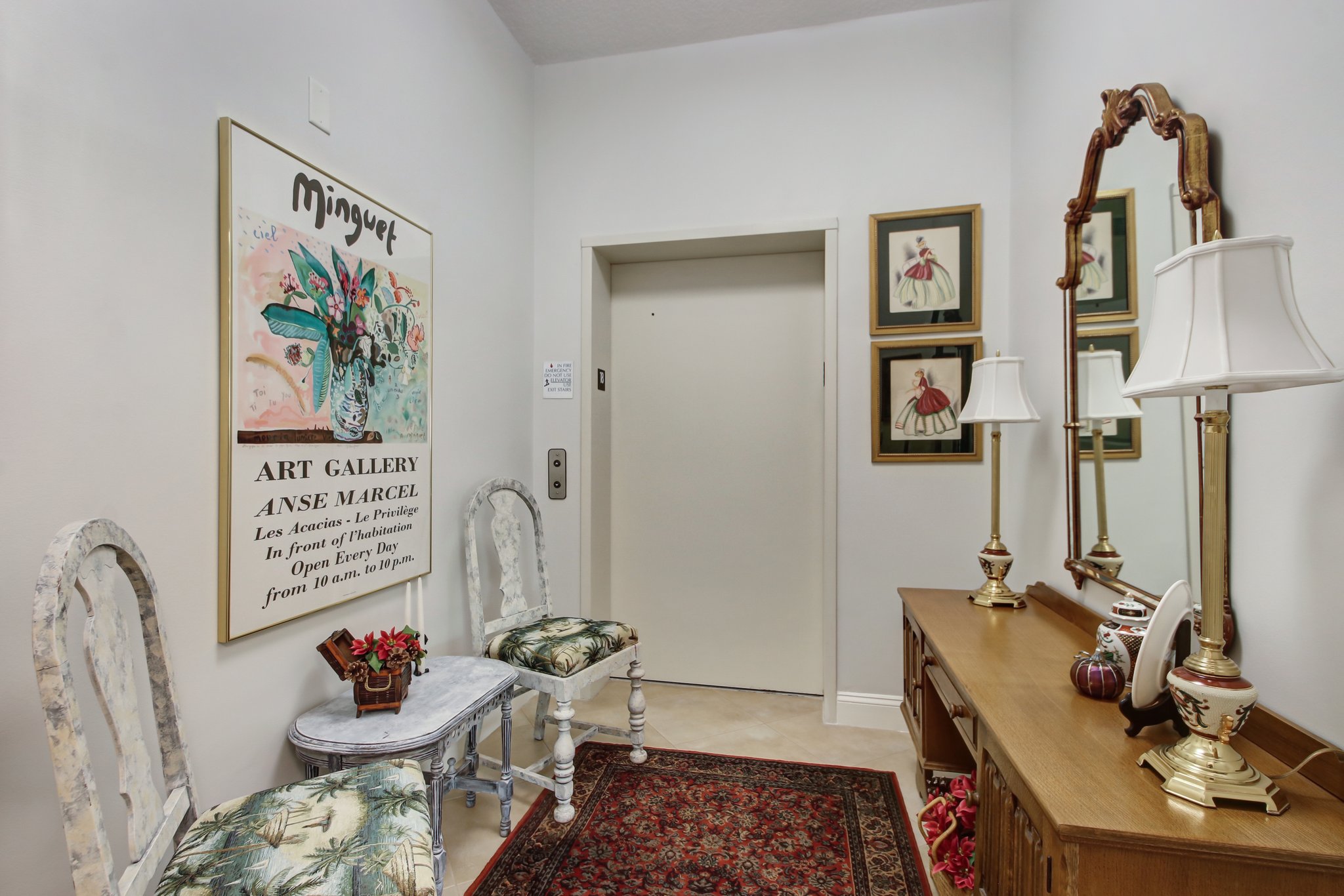 Private Entrance