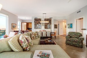 Living Room/Dining Room