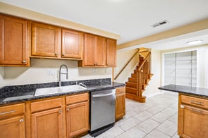 Brook Dr-S0610-008.jpg