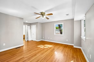 Brook Dr-S0610-019.jpg