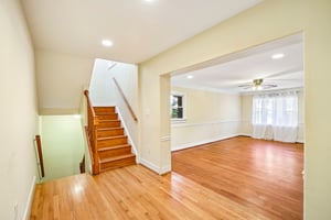 Brook Dr-S0610-023.jpg