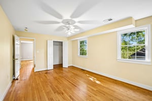Brook Dr-S0610-024.jpg