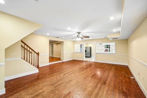 Brook Dr-S0610-027.jpg