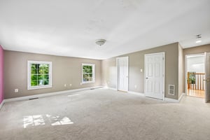 Brook Dr-S0610-035.jpg