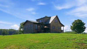  Photo 44
