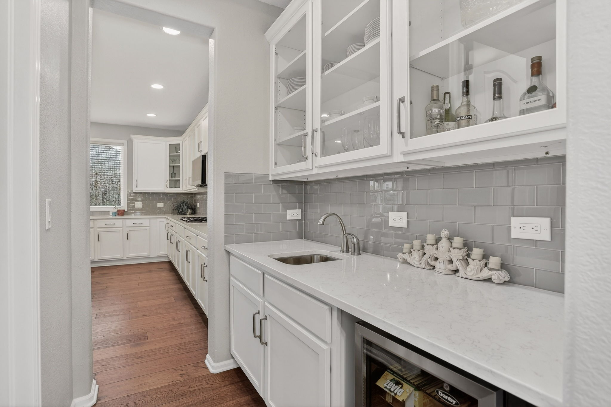  Photo 23