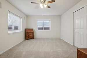 Peaceful Glen Grv-S2810-040.jpg