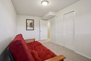 Peaceful Glen Grv-S2810-045.jpg