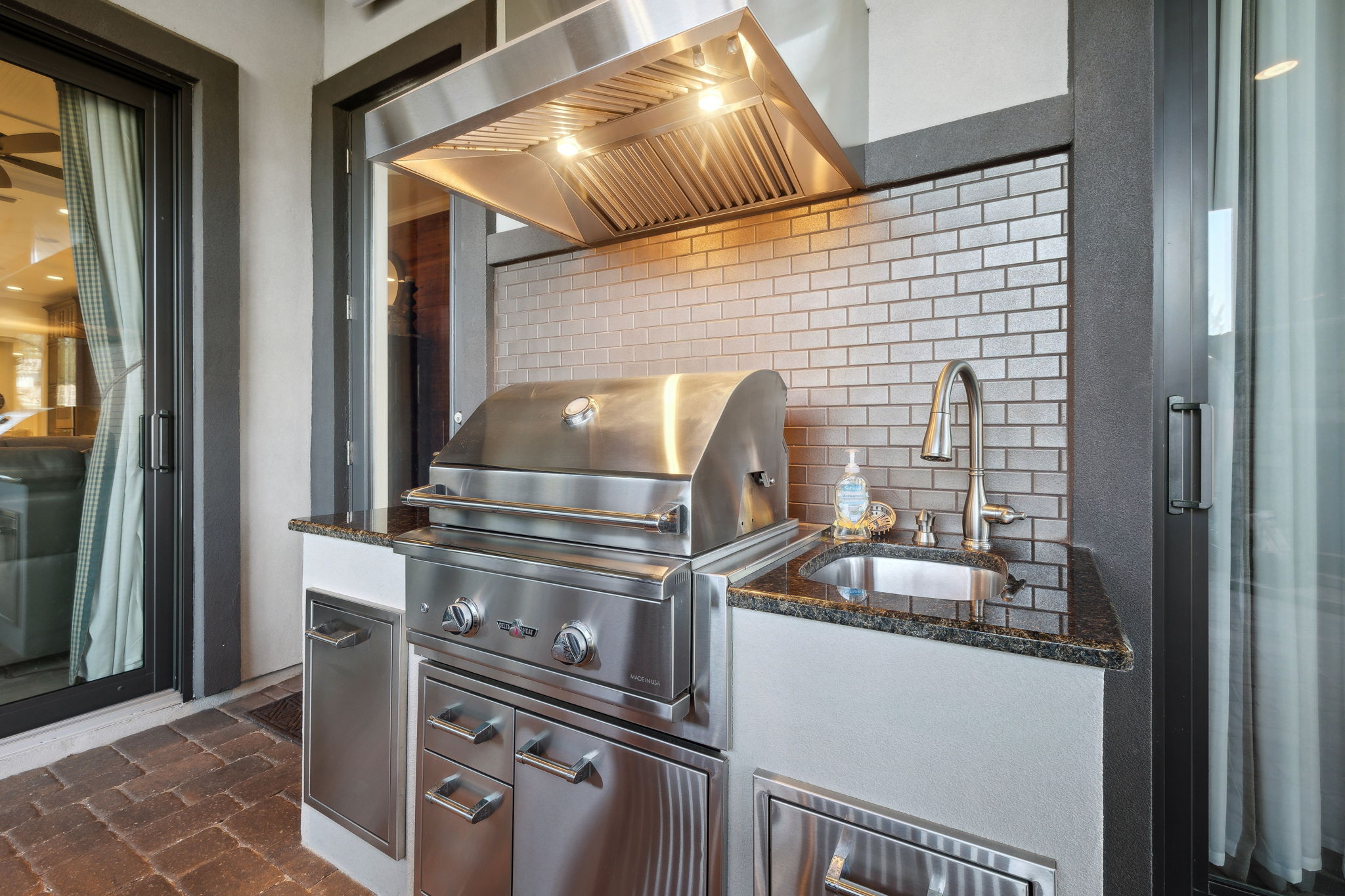 Summer Kitchen