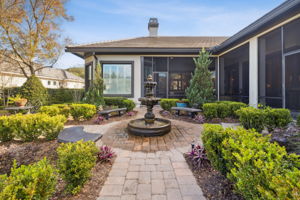 Patio with Center Fountain