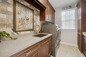 Laundry/Mud Room