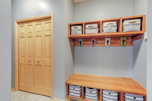 5.Mudroom