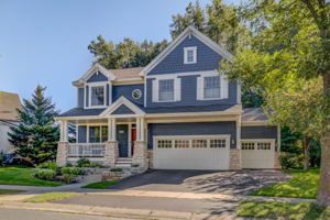 1.Exterior Front