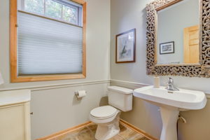6.Main Floor Bathroom