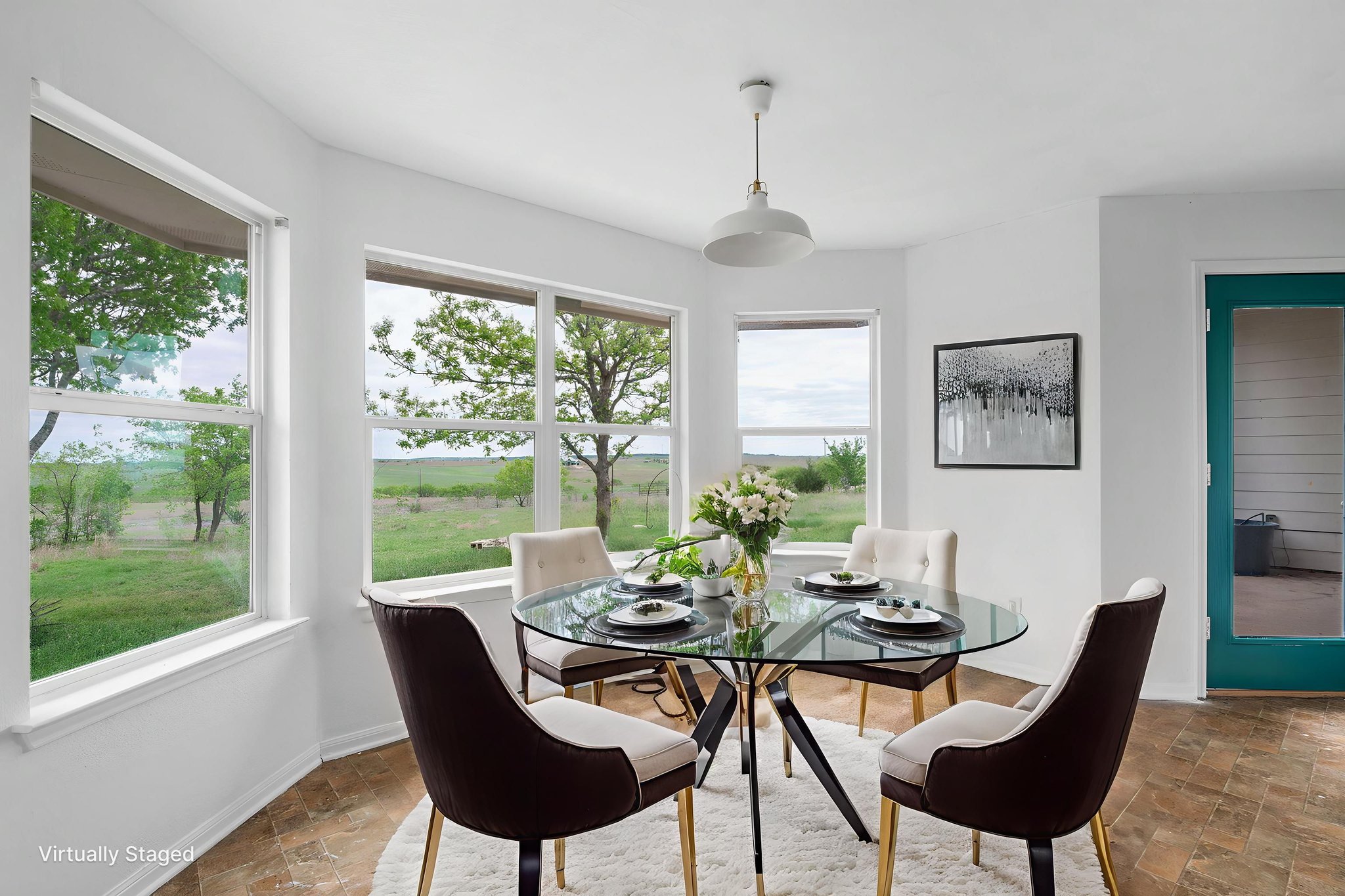 1_BMM9731 virtually staged.jpeg