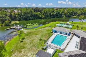 Apache Cir-3006-913.jpg