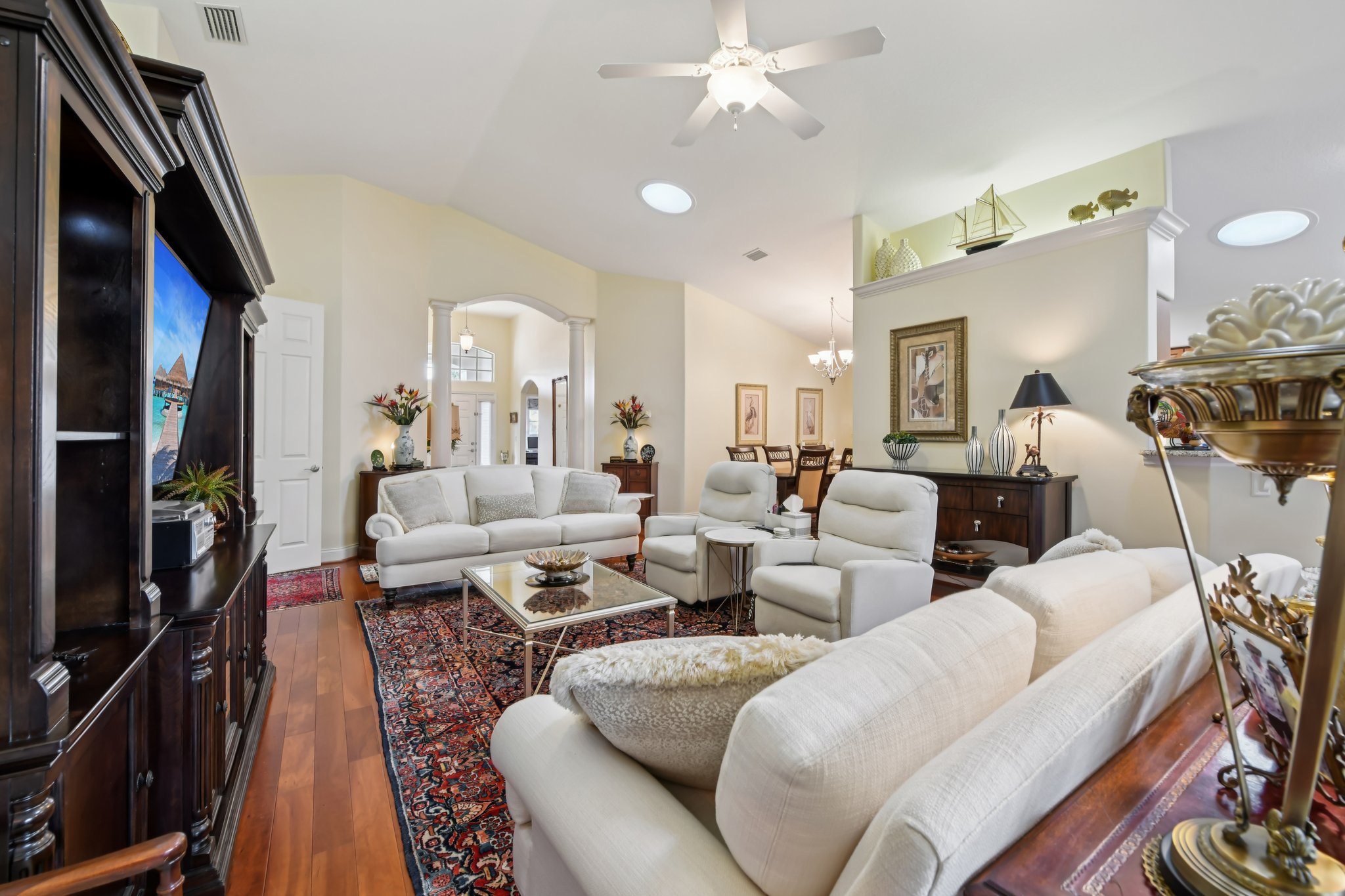 Areca Palm Dr-S1902-008.jpg