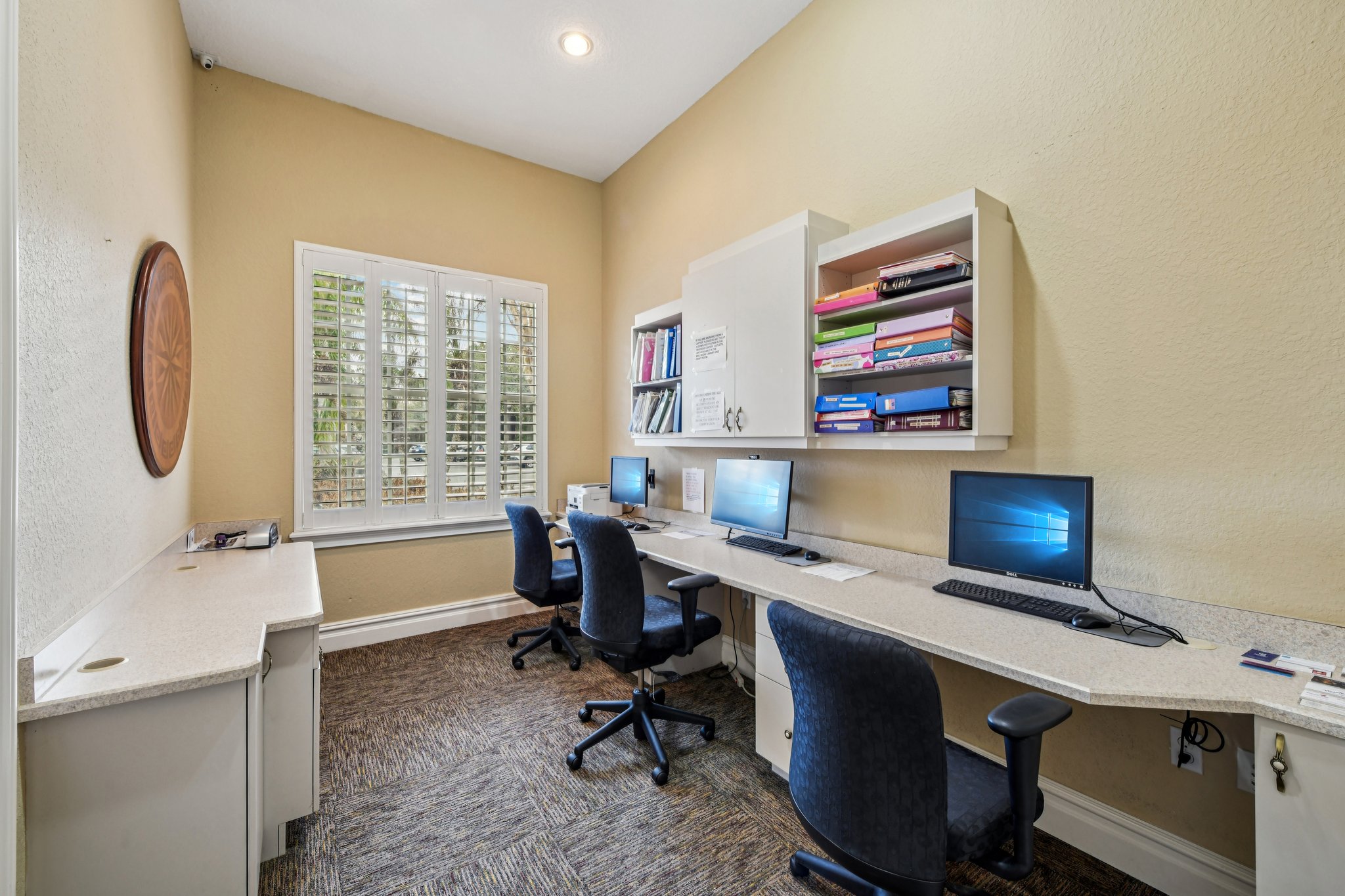 Areca Palm Dr-1902-909.jpg