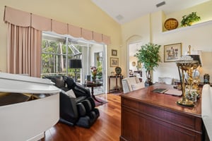 Areca Palm Dr-S1902-010.jpg