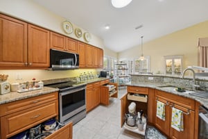 Areca Palm Dr-S1902-023.jpg