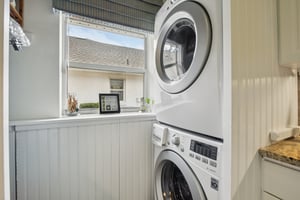 Areca Palm Dr-S1902-029.jpg