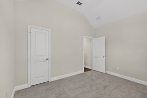  Photo 37