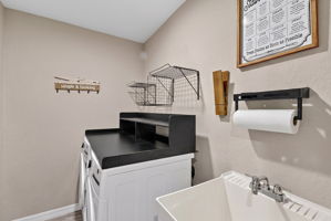  Photo 34