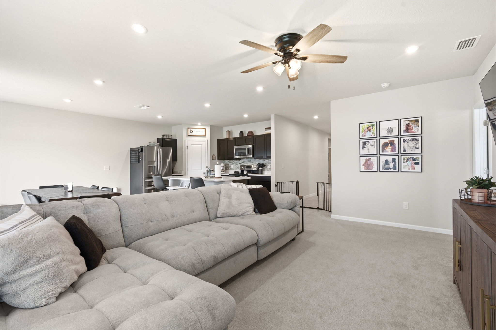 Interiors (29)