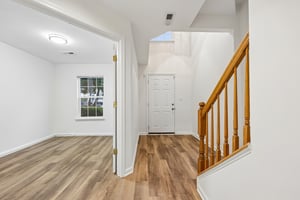 Madrigal Dr-S1610-008.jpg