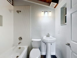  Photo 38