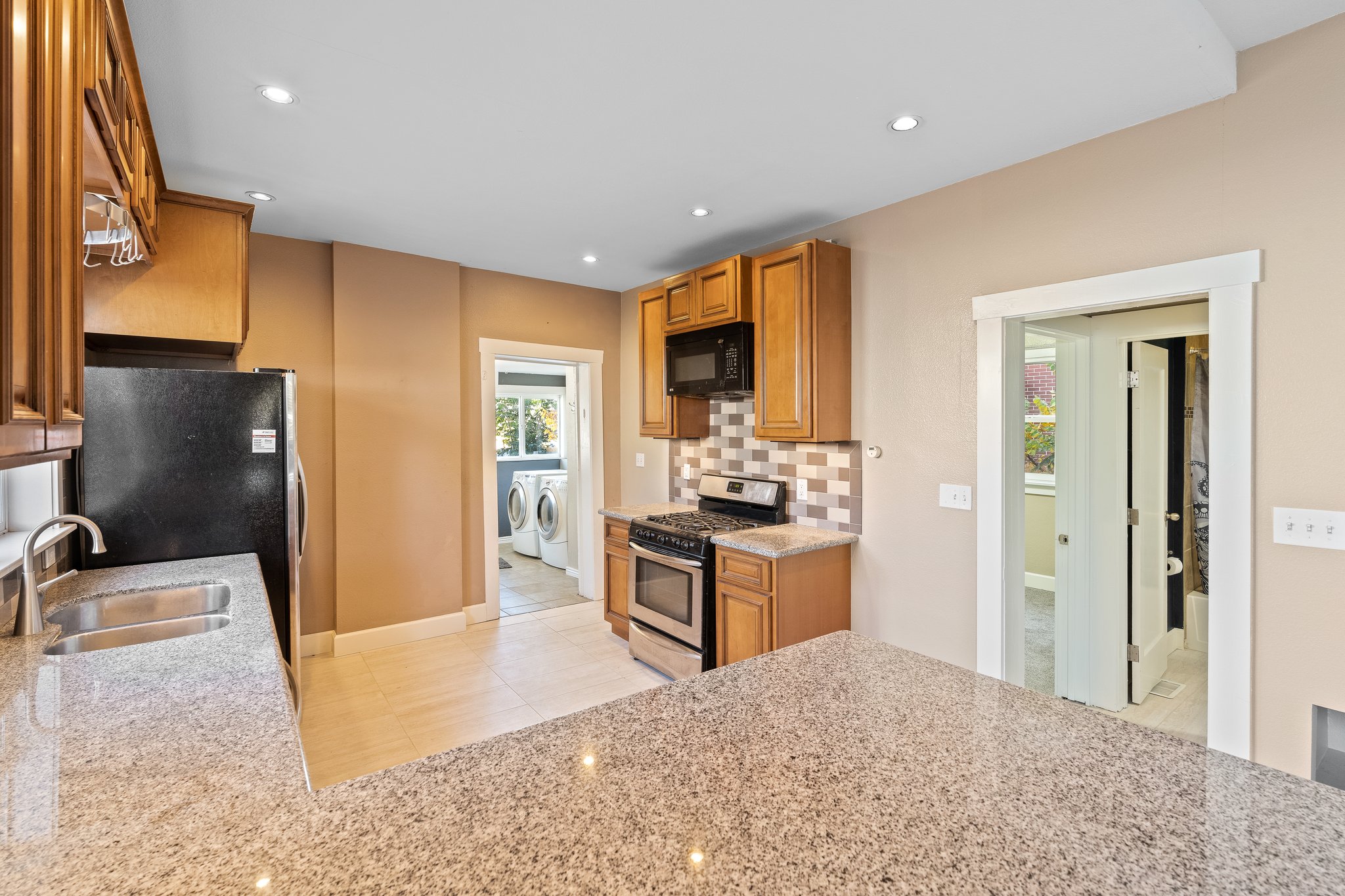 1434 Knox Ct, Denver, CO 80204, USA Photo 17