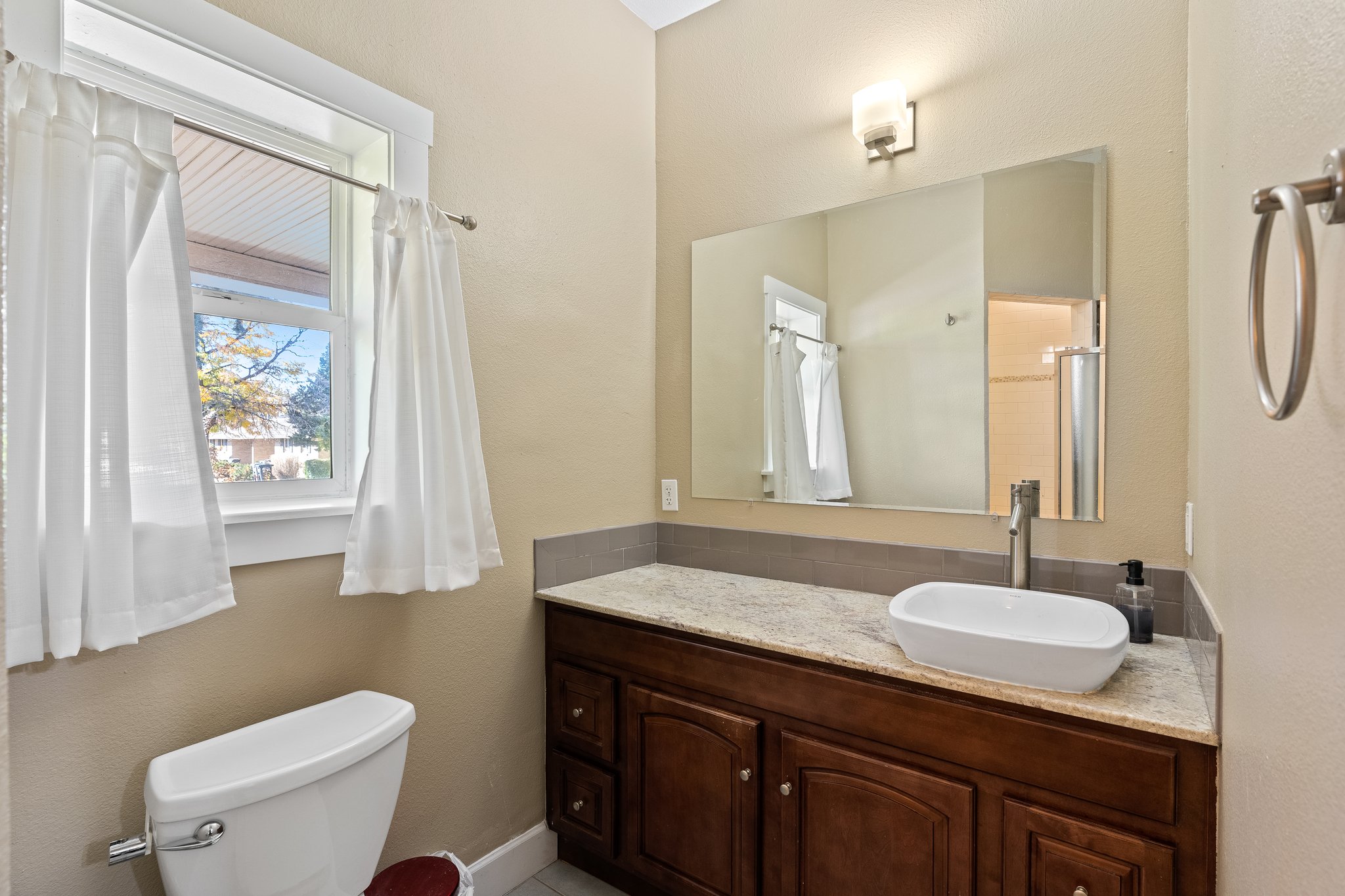 1434 Knox Ct, Denver, CO 80204, USA Photo 24