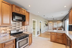1434 Knox Ct, Denver, CO 80204, USA Photo 14