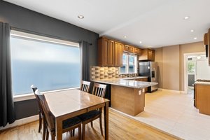 1434 Knox Ct, Denver, CO 80204, USA Photo 9