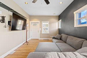 1434 Knox Ct, Denver, CO 80204, USA Photo 7