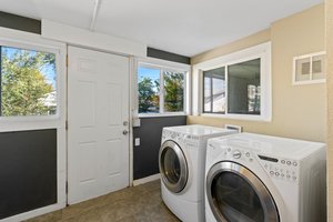 1434 Knox Ct, Denver, CO 80204, USA Photo 25