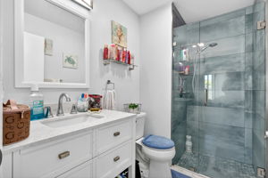  Photo 34