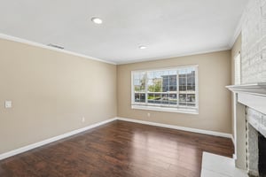 Laurel Dr-S0708-006.jpg