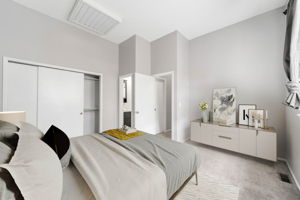  Photo 0