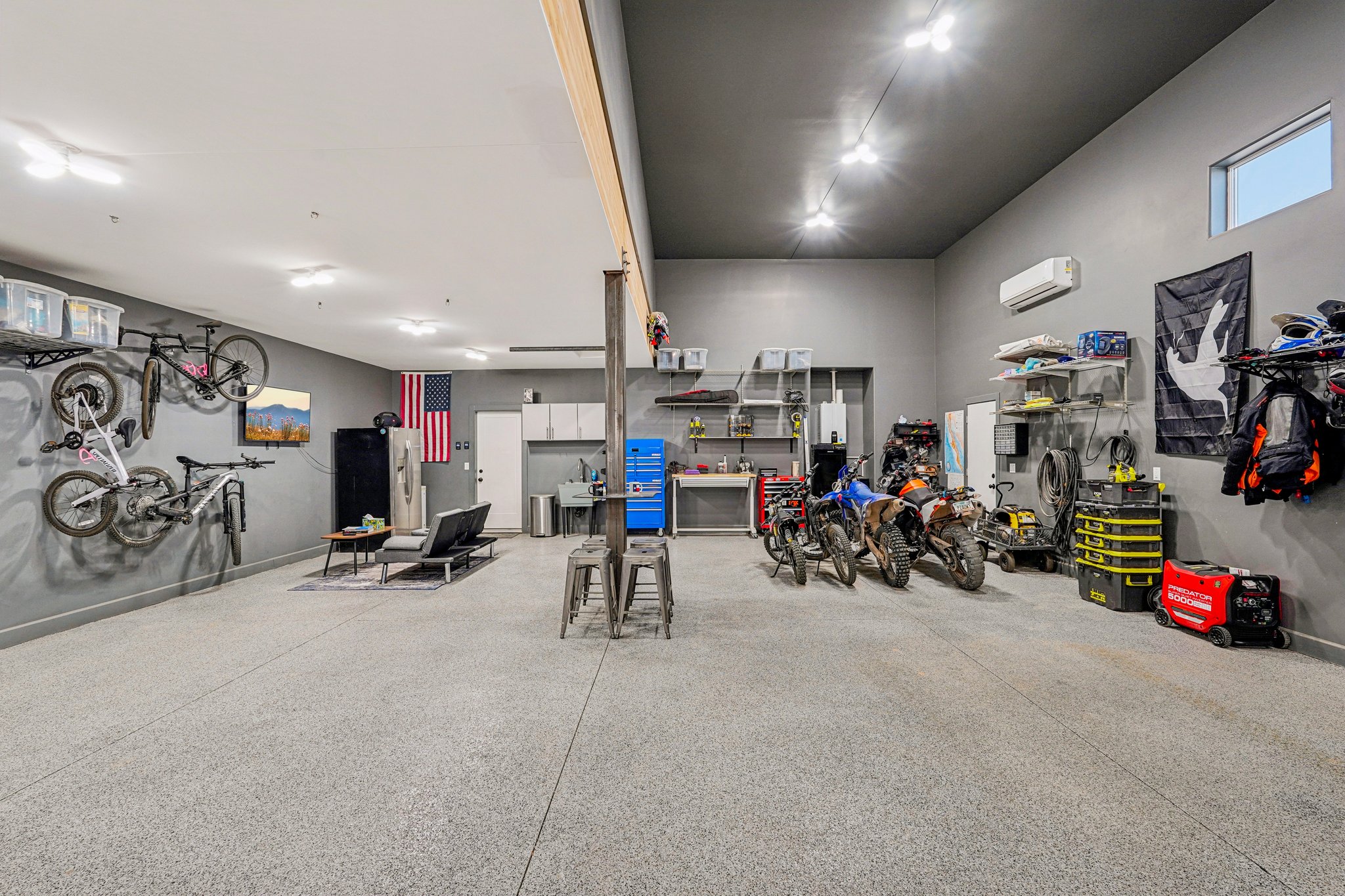 W Oberlin Way-S2801-045.jpg