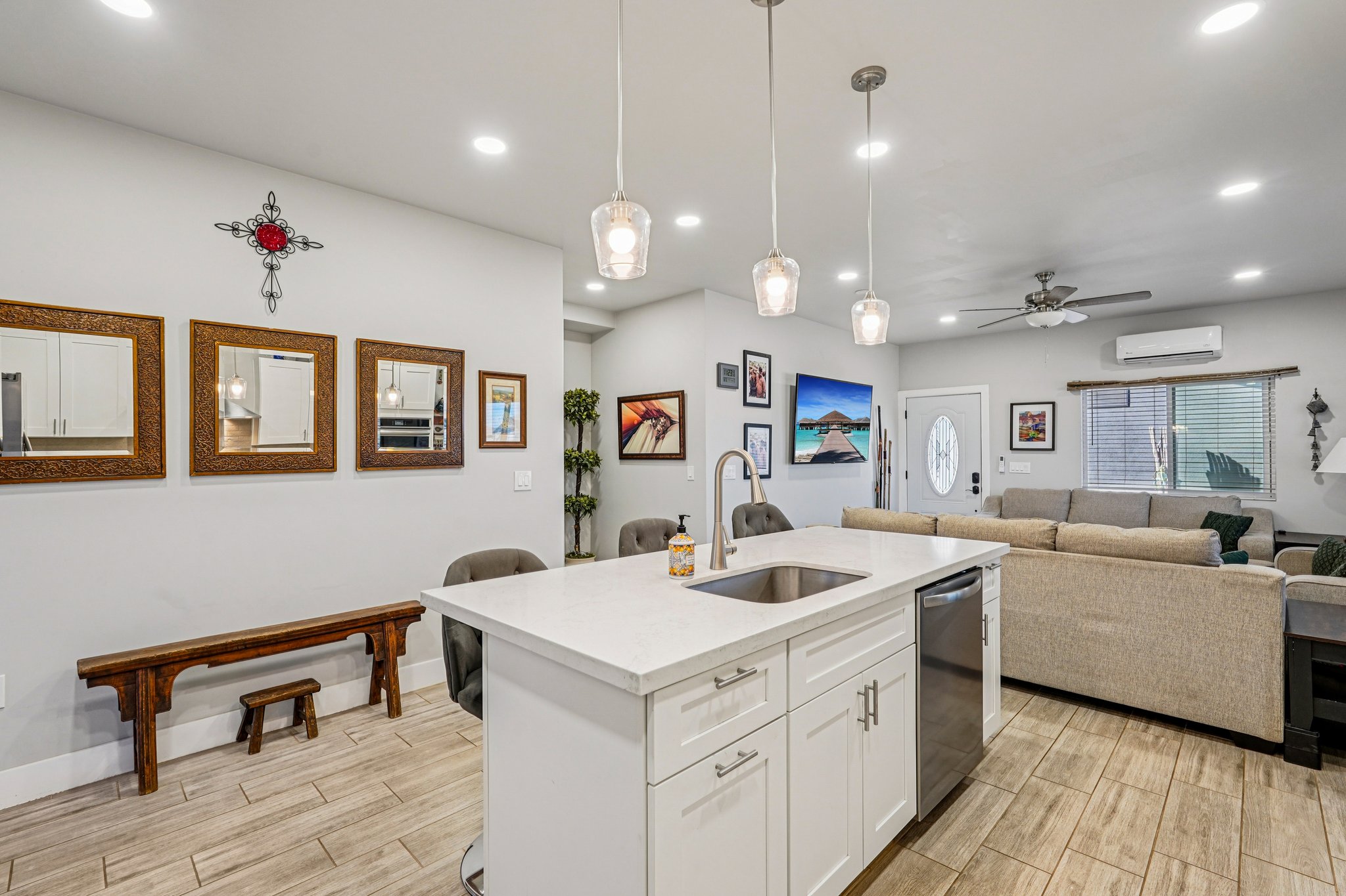 W Oberlin Way-S2801-057.jpg