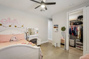 W Oberlin Way-S2801-023.jpg