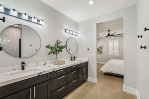 W Oberlin Way-S2801-034.jpg