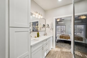 W Oberlin Way-S2801-062.jpg